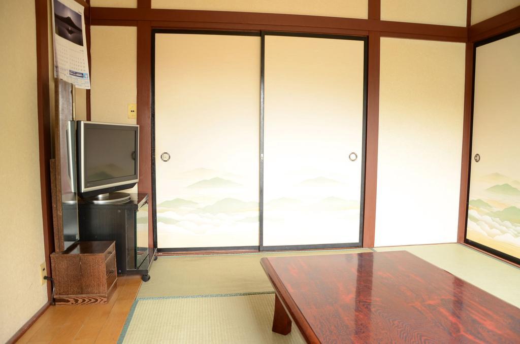 Hotel Maruyaso Fujikawaguchiko Exterior foto