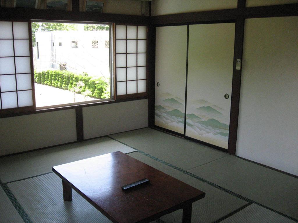 Hotel Maruyaso Fujikawaguchiko Exterior foto